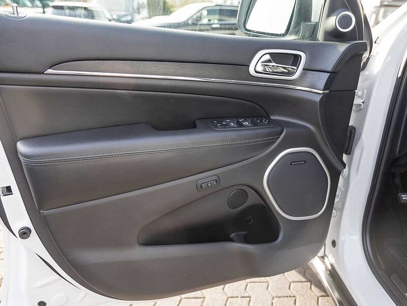 Jeep Grand Cherokee Summit 3.0l V6 Ivory-White