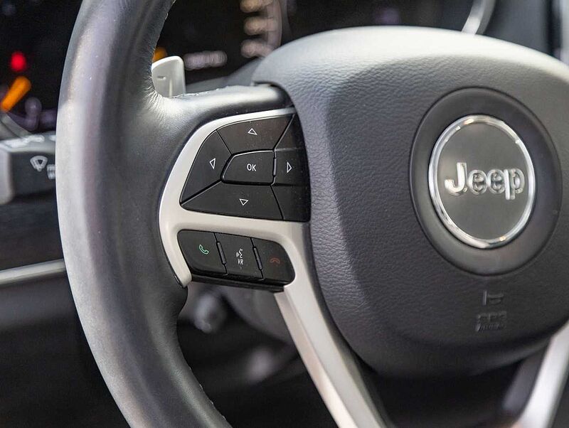 Jeep Grand Cherokee Summit 3.0l V6 Ivory-White