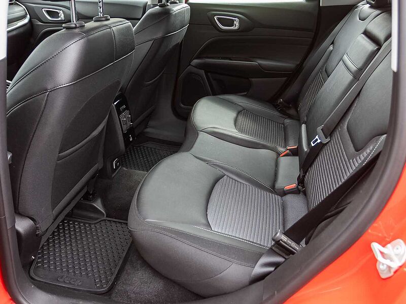 Jeep Compass 1.5 48V e-Hybrid Altitude Winterpaket