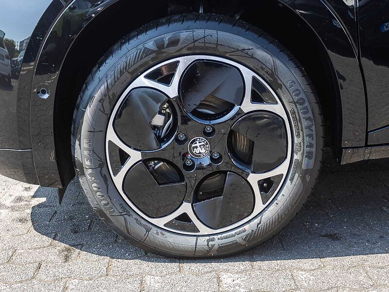 Alfa Romeo Junior 1.2 VGT Ibrida Ti
