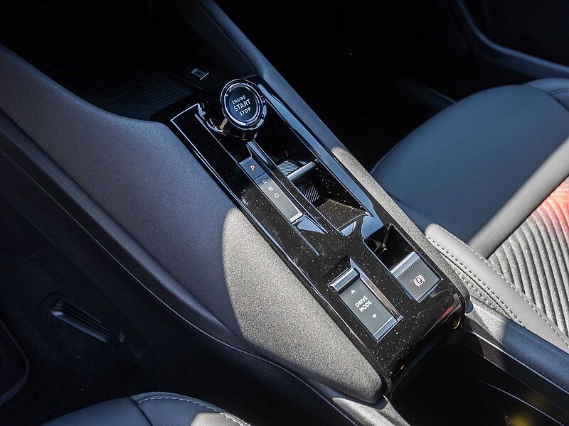 Alfa Romeo Junior 1.2 VGT Ibrida Ti