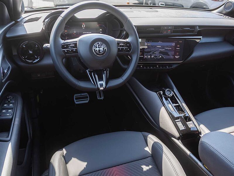 Alfa Romeo Junior 1.2 VGT Ibrida Ti