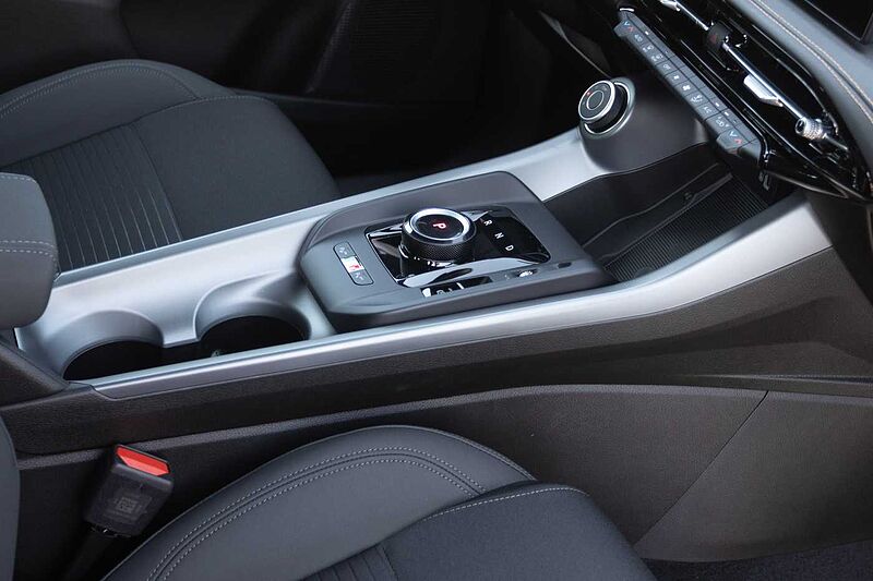 Alfa Romeo Junior 1.2 VGT Ibrida Ti
