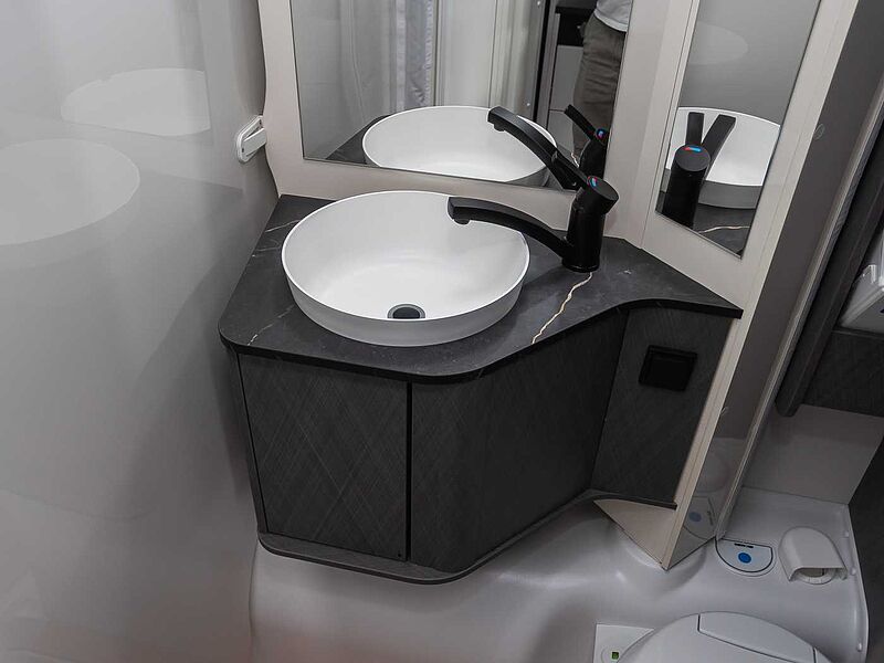 Etrusco V 6.8 SF Modell 2027 UPE 75.892 €