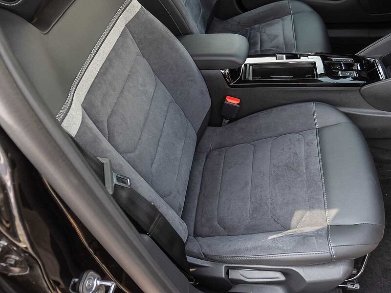Citroen C4 PureTech 130 EAT8 MAX Techno-Paket