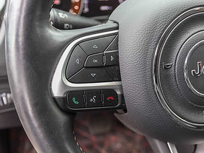 Jeep Compass 2.0 Limited 4x4 AT Park-Paket