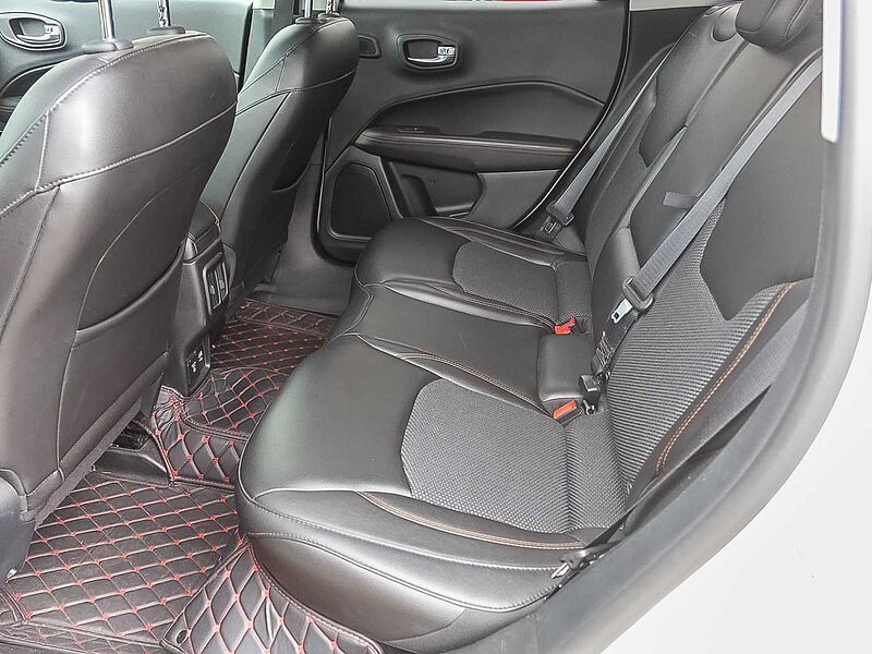 Jeep Compass 2.0 Limited 4x4 AT Park-Paket