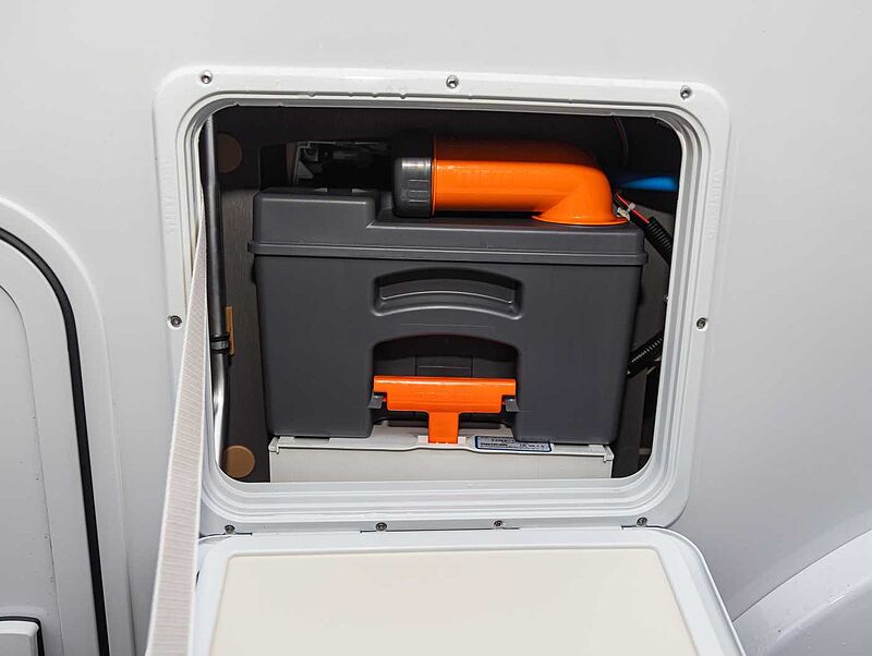 Eura Mobil Profila T 726 EF 4 Pakete MESSEPREIS