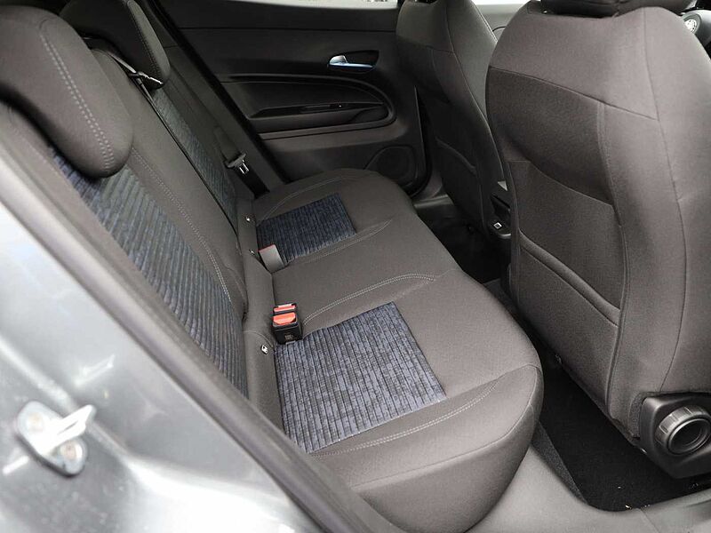 Alfa Romeo Junior 1.2 VGT Ibrida Sprint