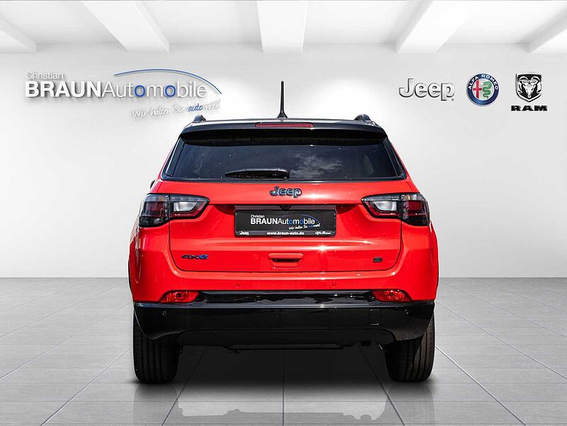 Jeep Compass 4xe PLUG-IN HYBRID 'S'