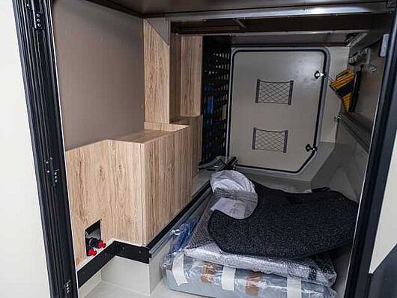 Eura Mobil XTURA 686 EF 4x4 11/26