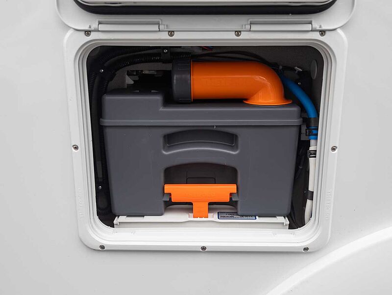 Etrusco A 7300 DB 4.4 t 6-Sitzer UPE 94.903€